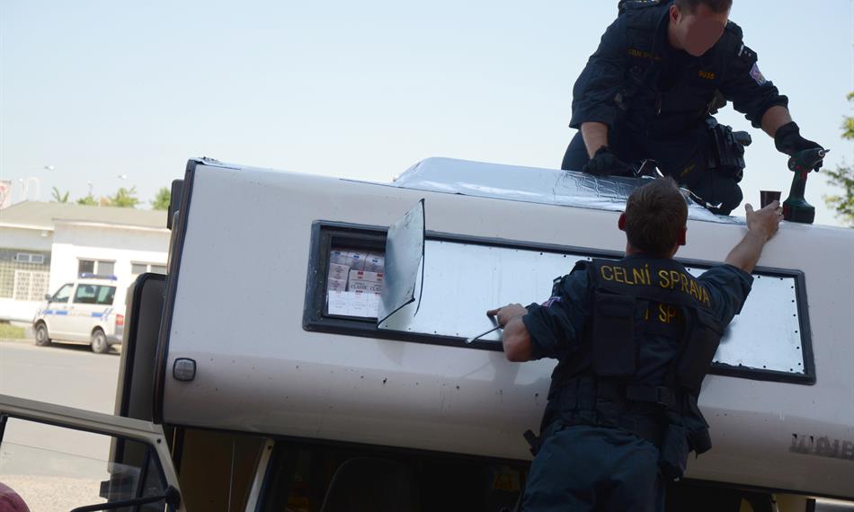 2011-5-11-1548Karavan 003 .jpg